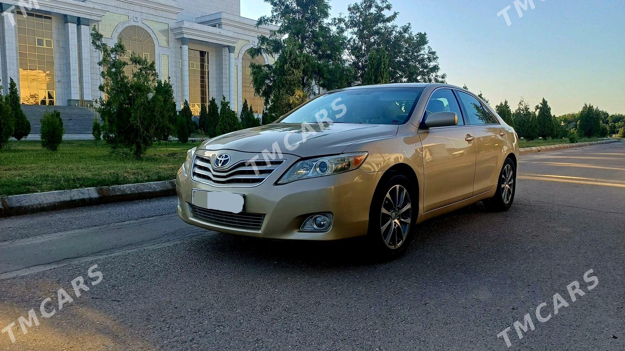 Toyota Camry 2010 - 200 000 TMT - Дашогуз - img 2