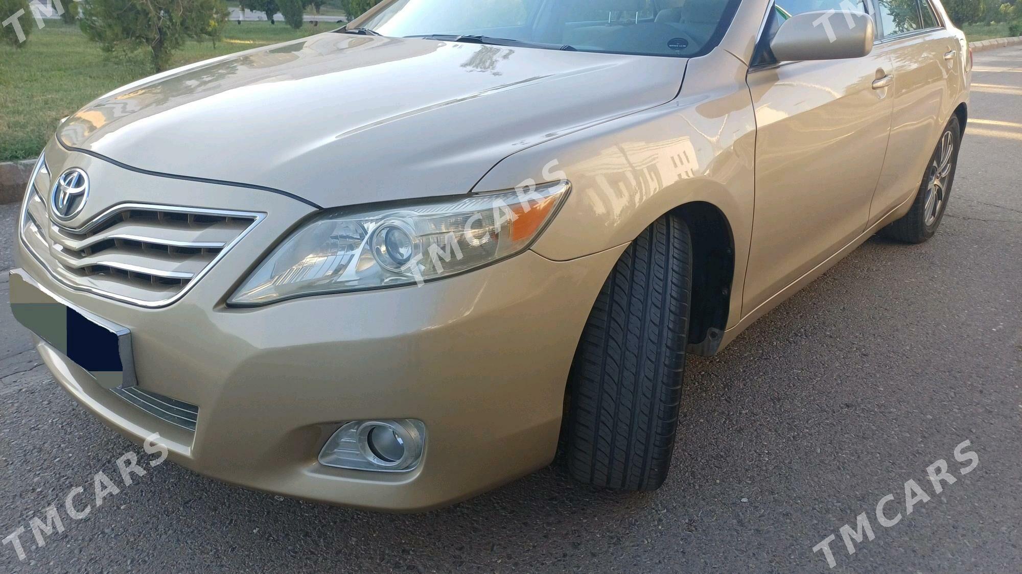 Toyota Camry 2010 - 200 000 TMT - Дашогуз - img 9