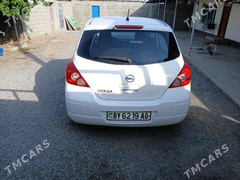 Nissan Versa 2010 - 116 000 TMT - Бузмеин - img 3