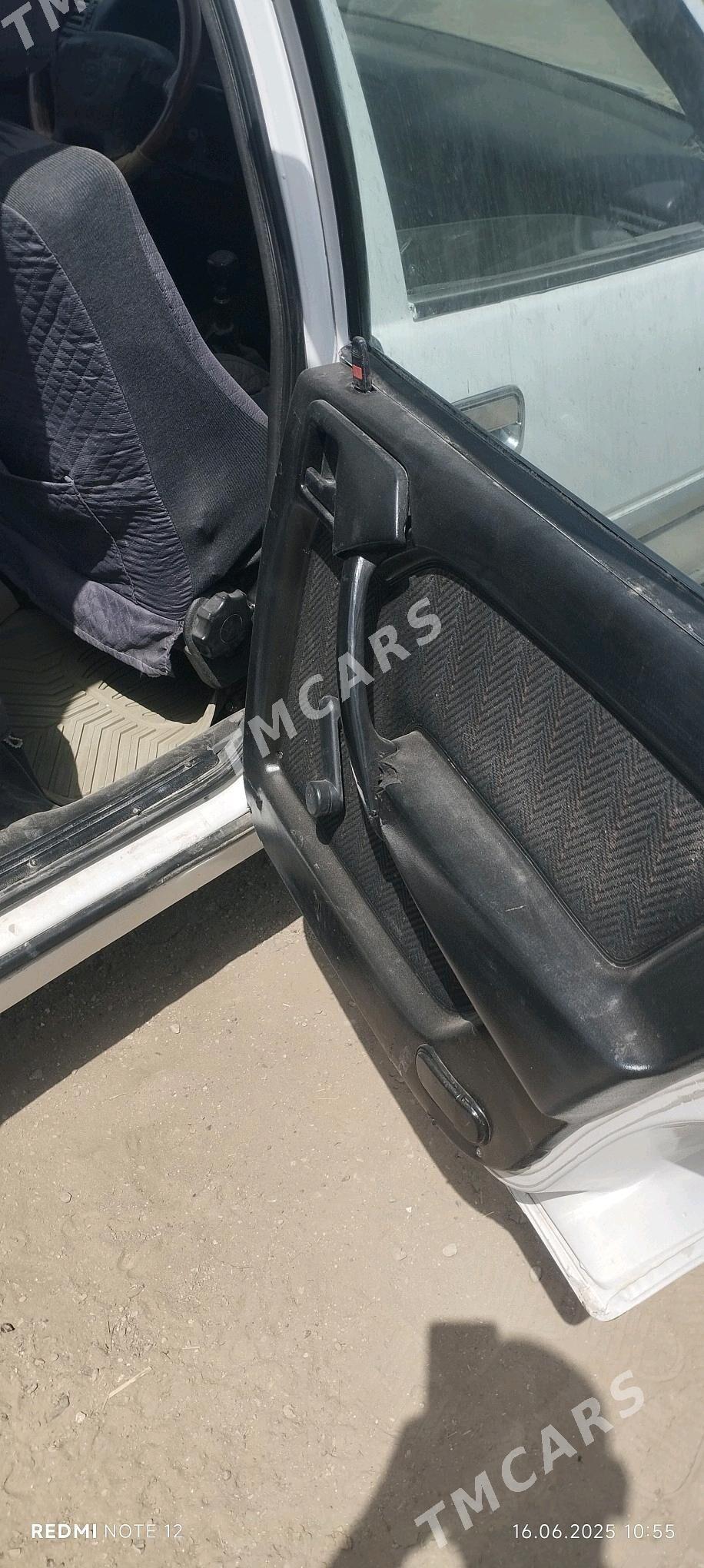 Opel Vectra 1994 - 26 000 TMT - Бахарден - img 2