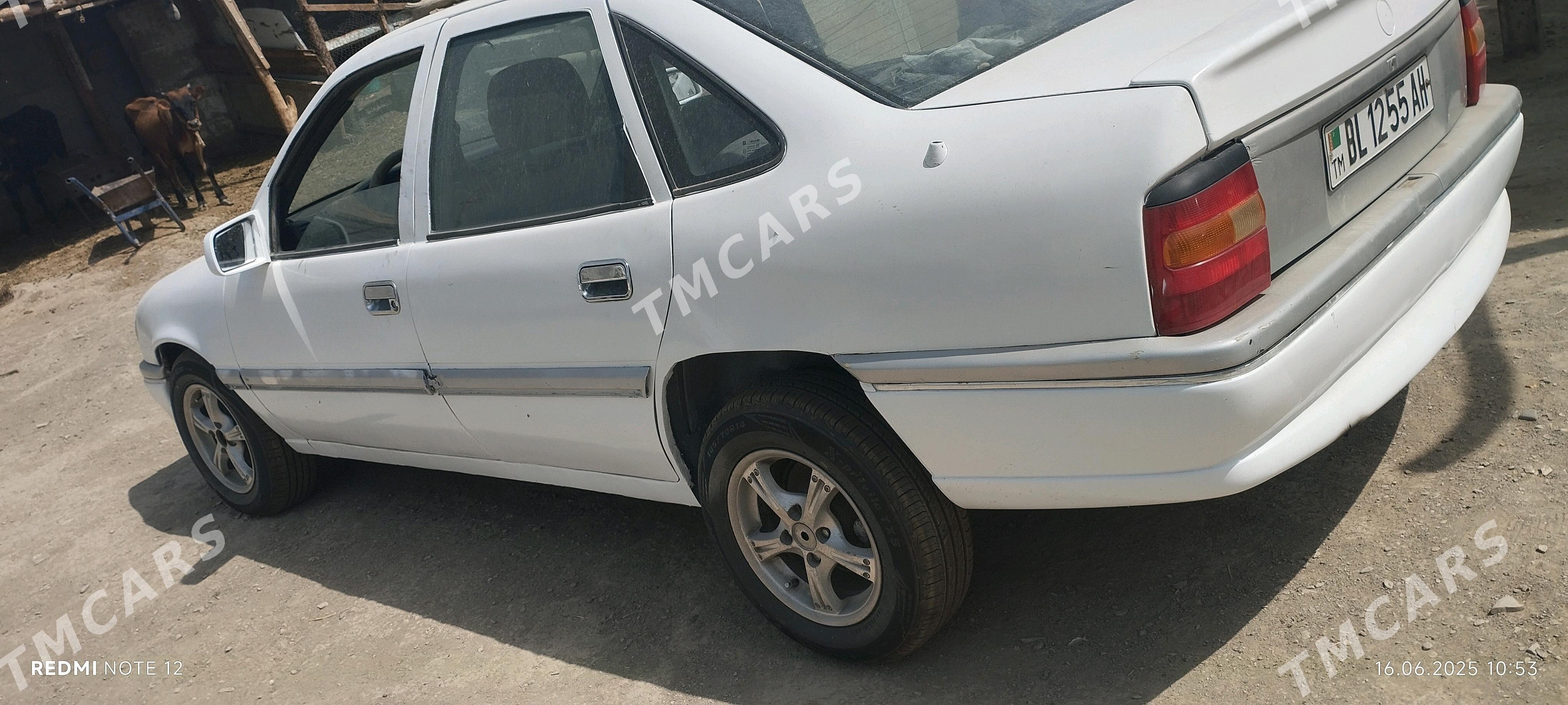 Opel Vectra 1994 - 26 000 TMT - Бахарден - img 4