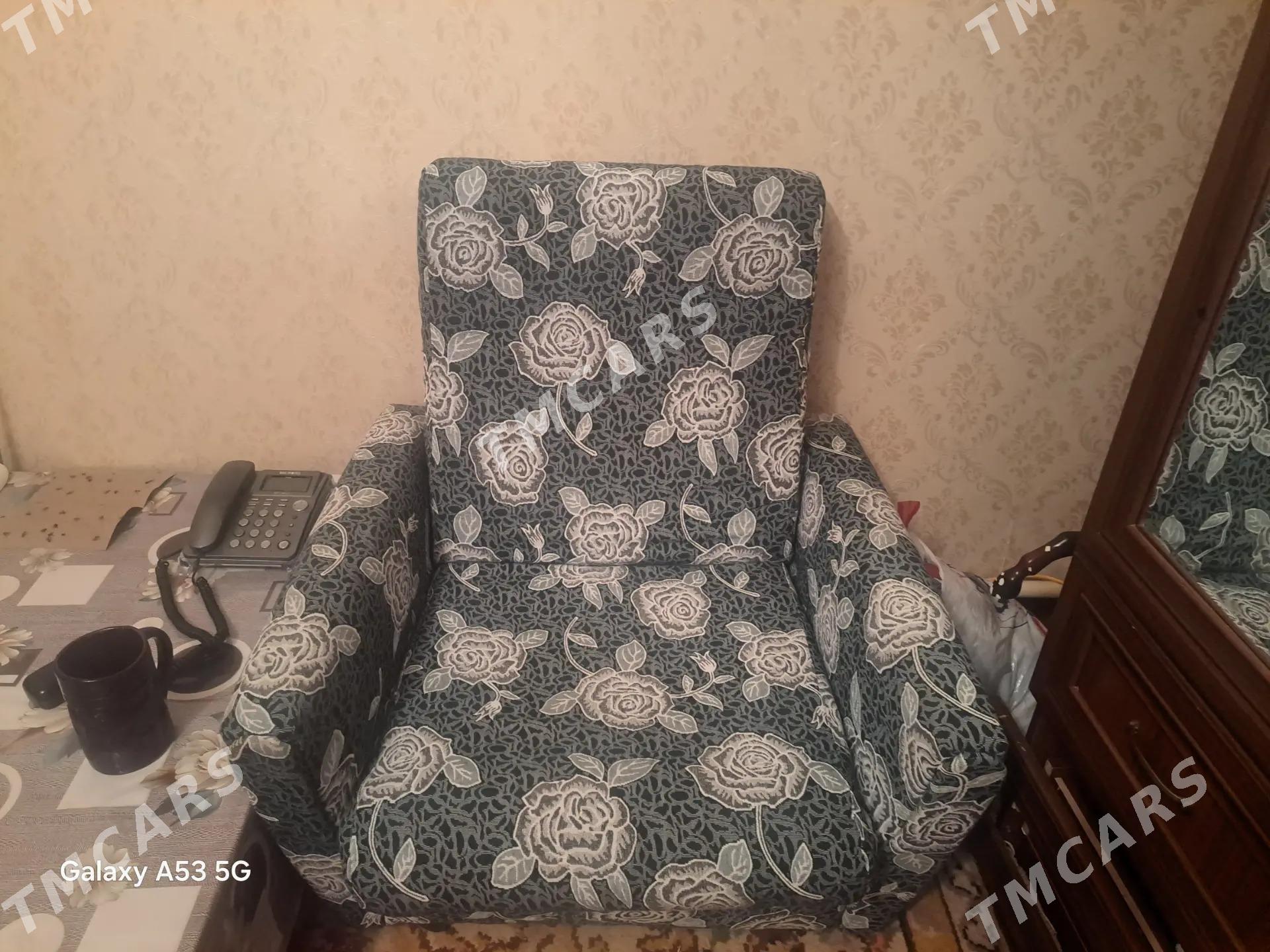 Диван и кресло - Türkmenabat - img 2