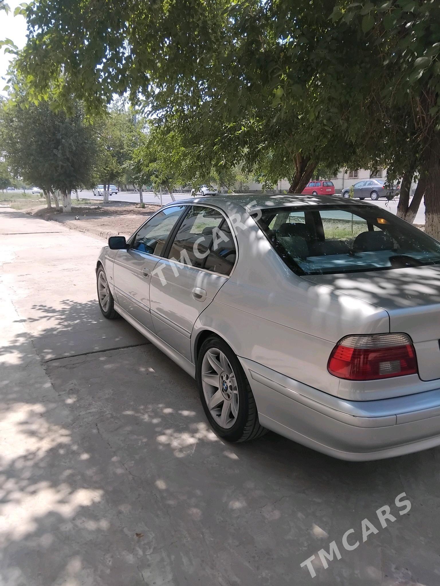 BMW 525 2003 - 130 000 TMT - Türkmenabat - img 2