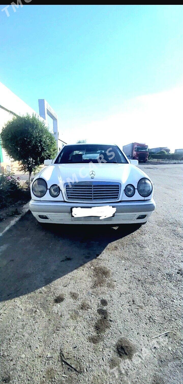 Mercedes-Benz E320 1997 - 80 000 TMT - Türkmenabat - img 5