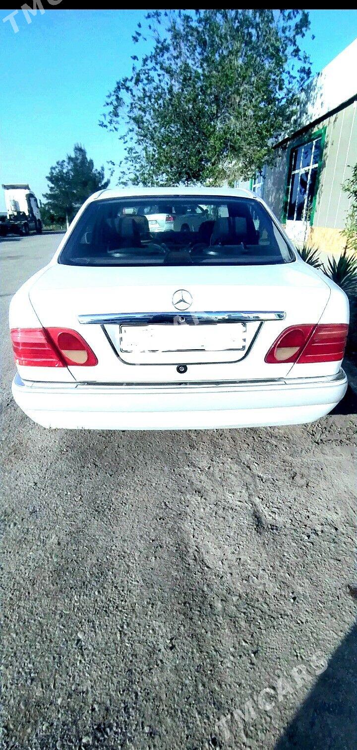 Mercedes-Benz E320 1997 - 80 000 TMT - Türkmenabat - img 6