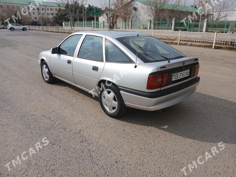 Opel Vectra 1994 - 52 000 TMT - Ашхабад - img 3