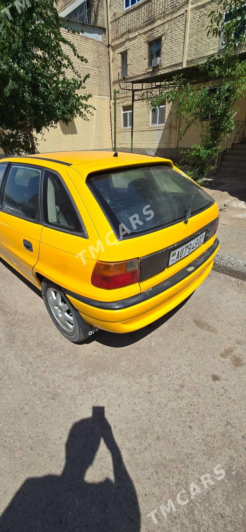 Opel Astra 1995 - 40 000 TMT - Дашогуз - img 4