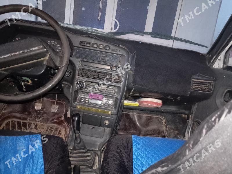 Lada 2115 2001 - 16 000 TMT - Фарап - img 1