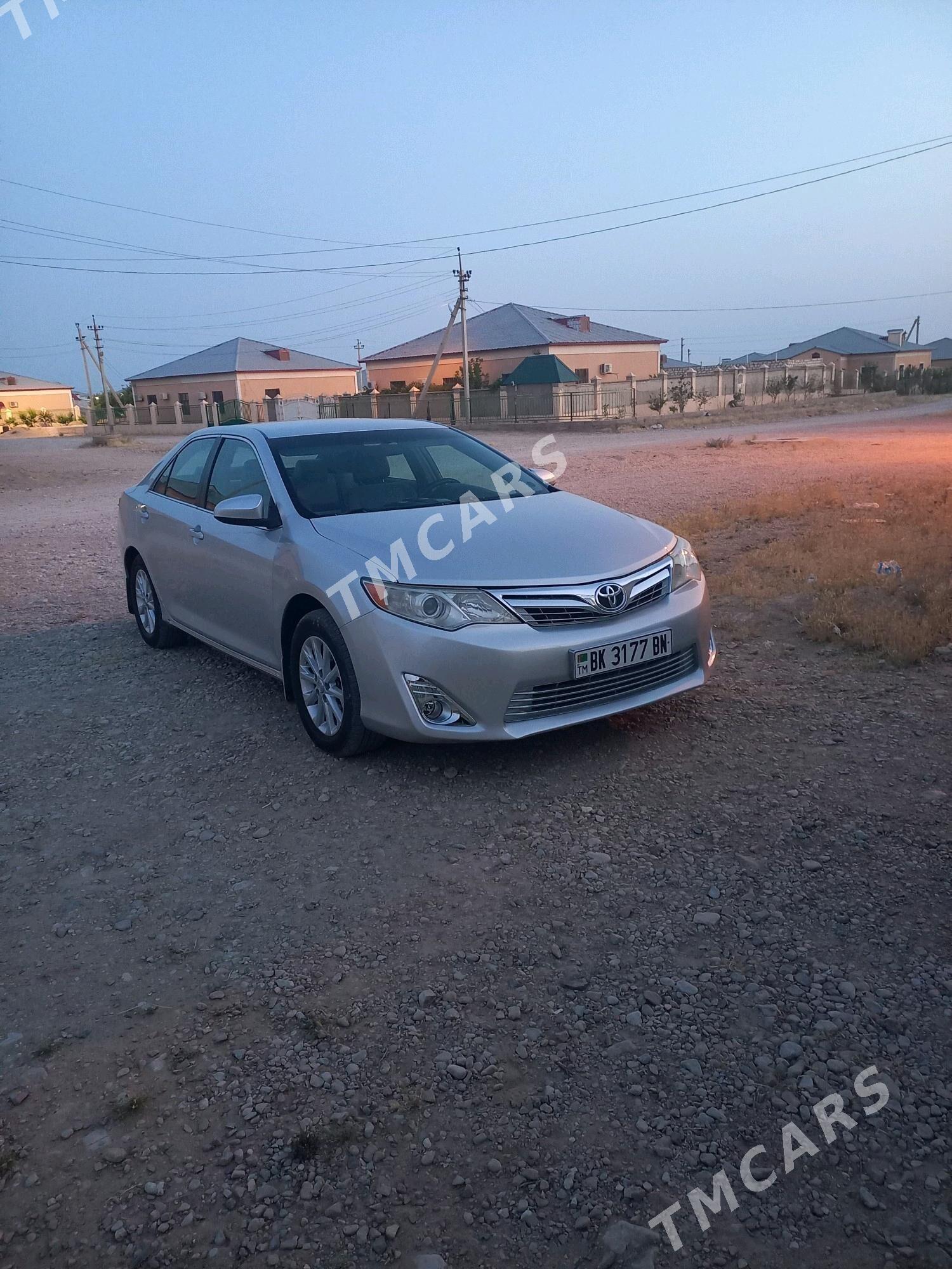 Toyota Camry 2012 - 240 000 TMT - Балканабат - img 2