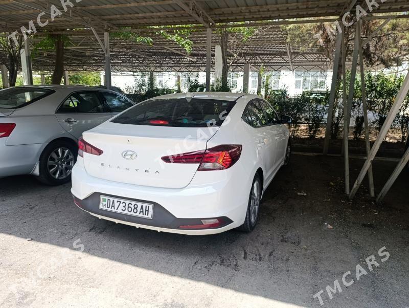 Hyundai Elantra 2019 - 230 000 TMT - Aşgabat - img 6