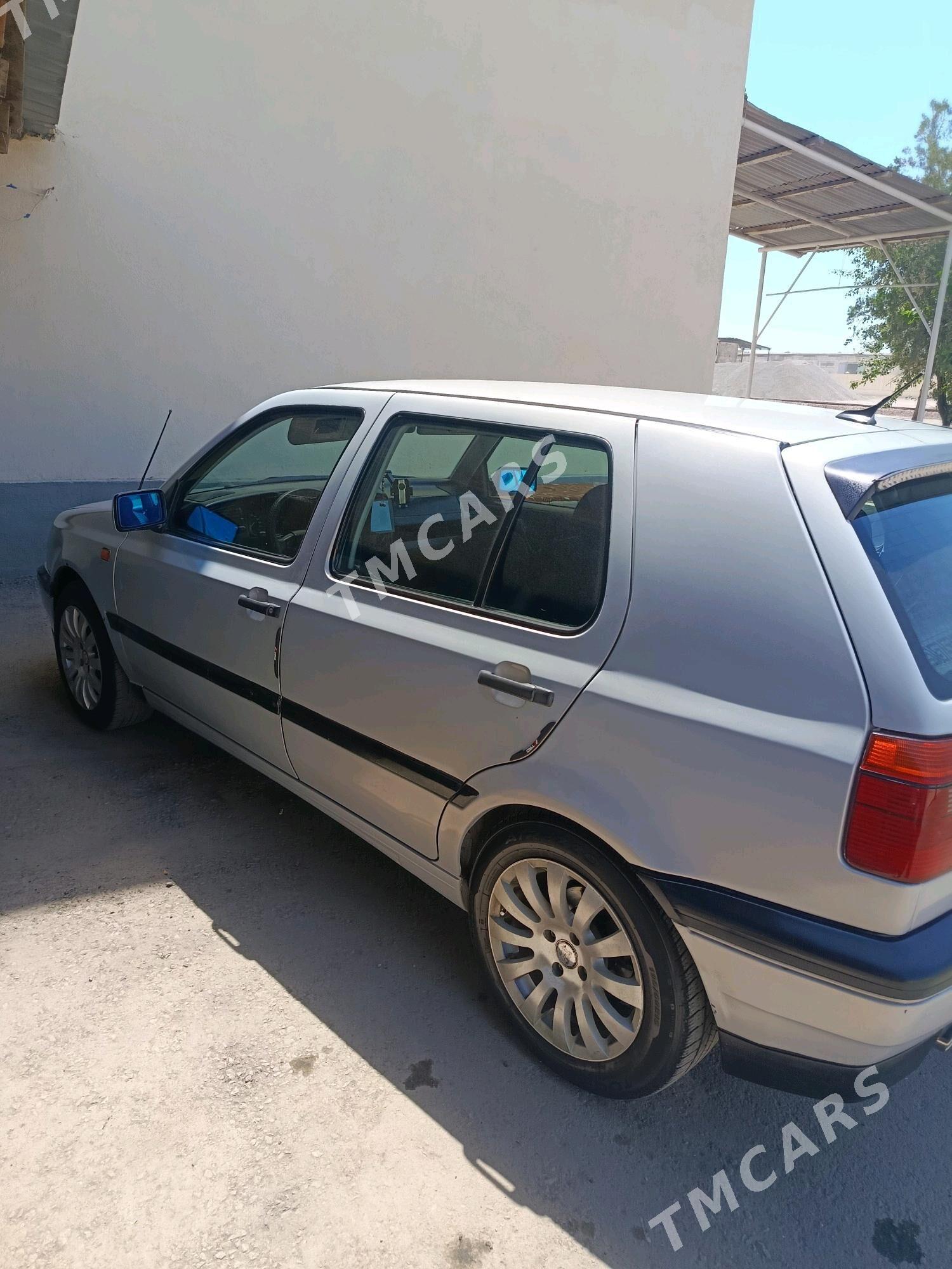Volkswagen Golf 1995 - 40 000 TMT - Дашогуз - img 3