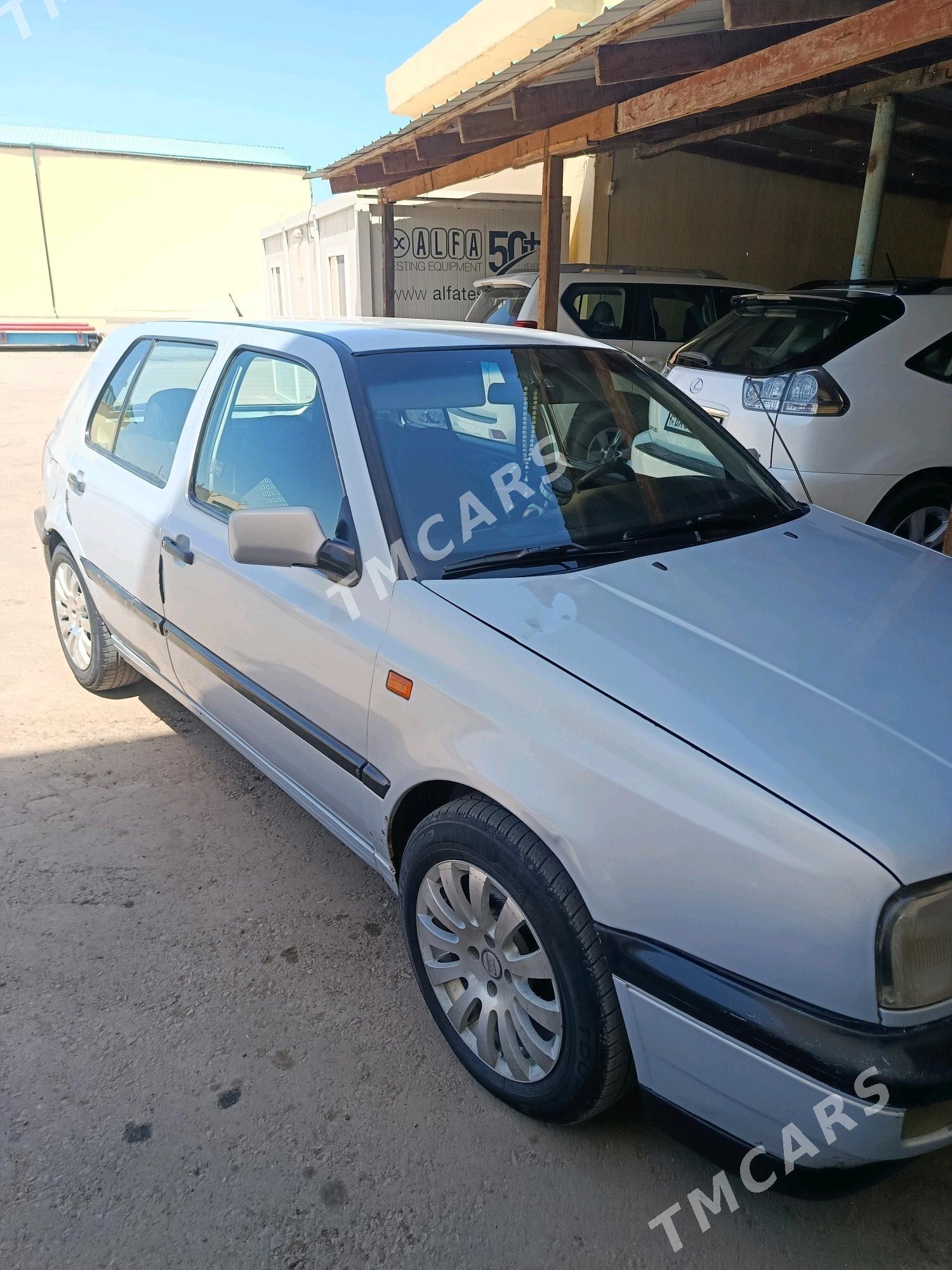 Volkswagen Golf 1995 - 40 000 TMT - Дашогуз - img 4