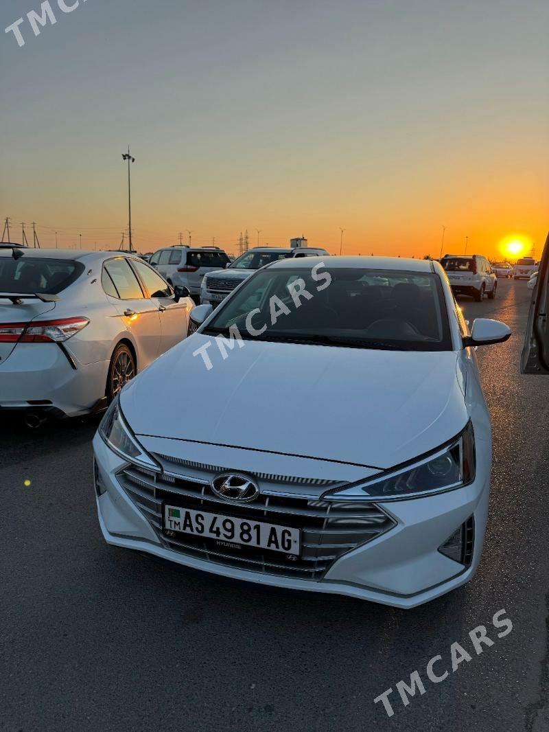 Hyundai Elantra 2020 - 216 000 TMT - Büzmeýin - img 2