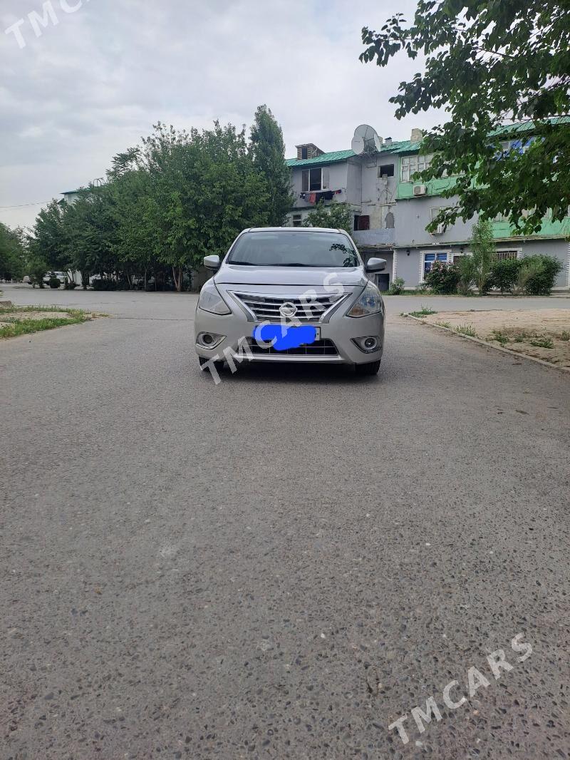 Nissan Versa 2015 - 120 000 TMT - Ашхабад - img 3