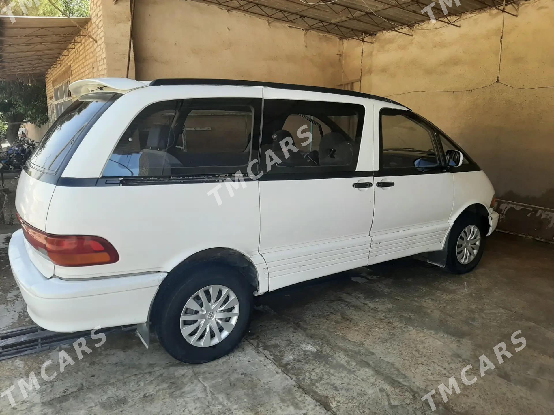 Toyota Previa 1991 - 75 000 TMT - Халач - img 3