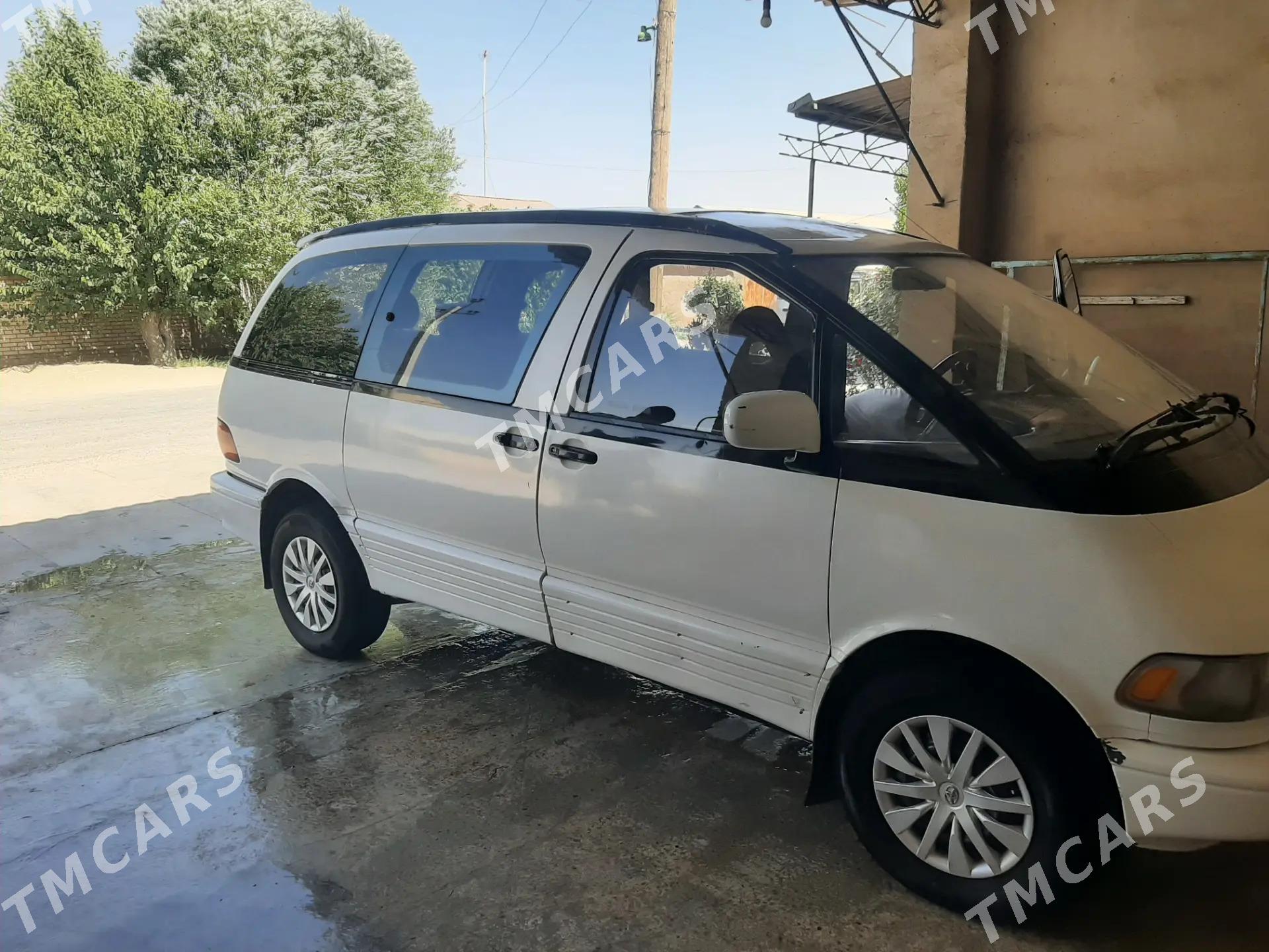 Toyota Previa 1991 - 75 000 TMT - Халач - img 5