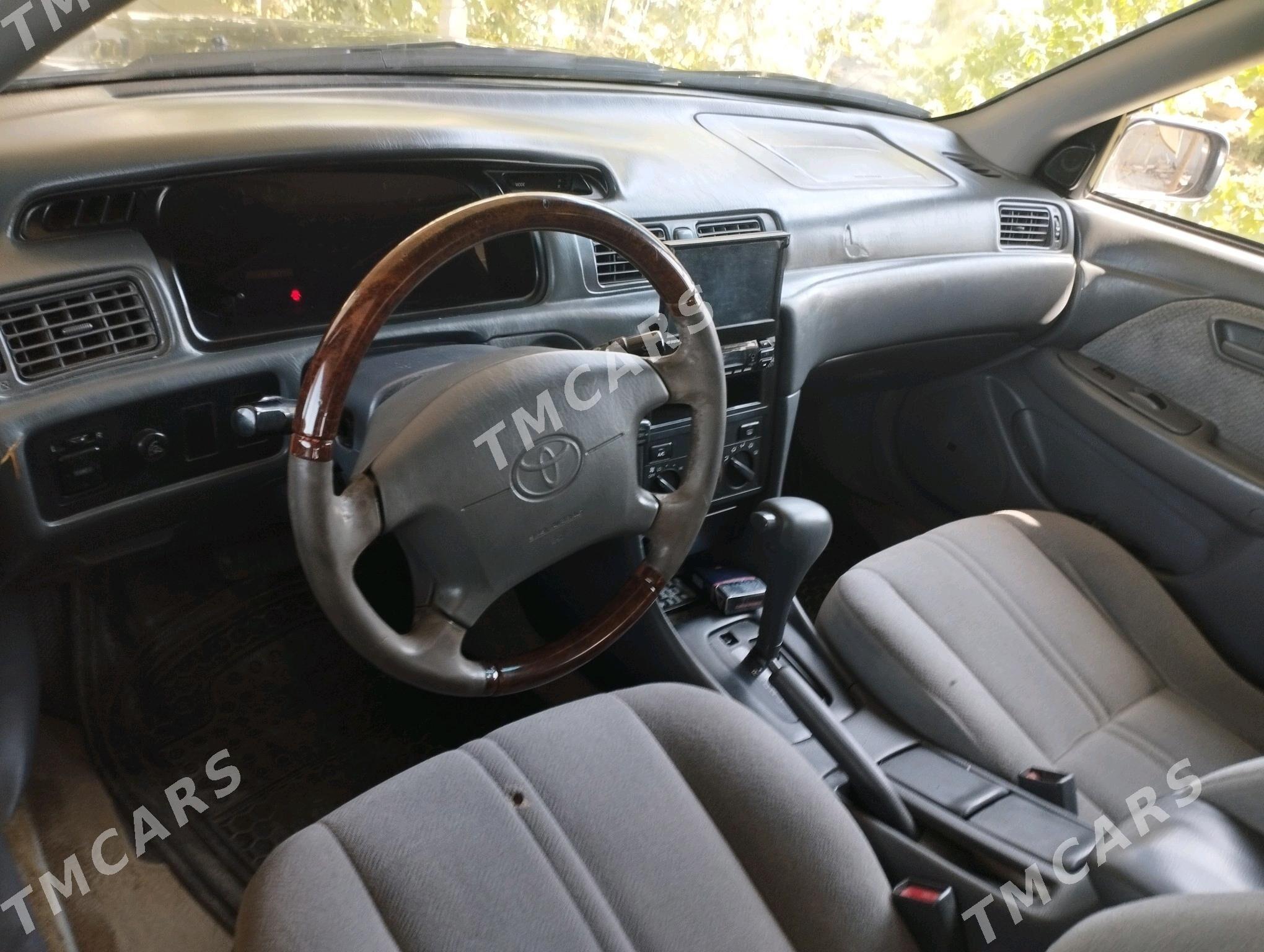 Toyota Camry 2000 - 132 000 TMT - Койтендаг - img 4