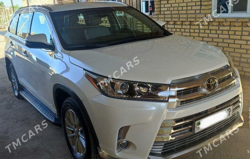 Toyota Highlander 2019 - 450 000 TMT - Mary - img 3