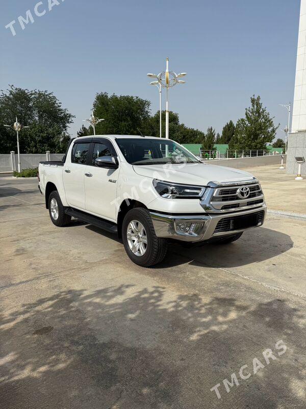Toyota Hilux 2024 - 628 000 TMT - Ашхабад - img 3