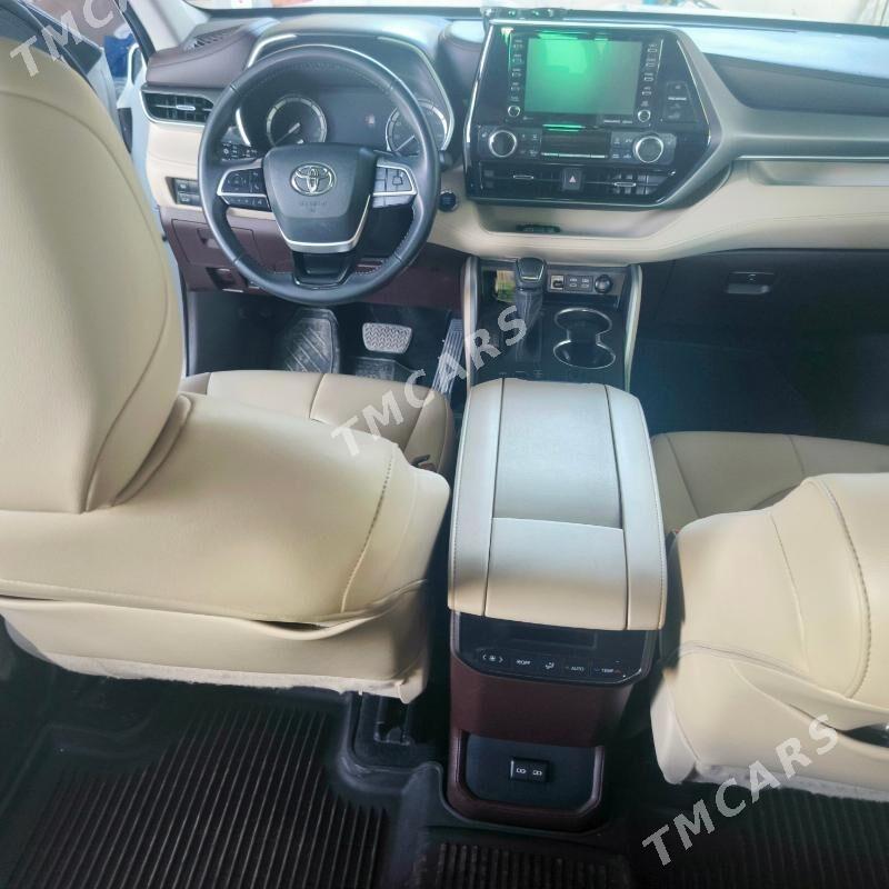 Toyota Highlander 2023 - 550 000 TMT - Aşgabat - img 1