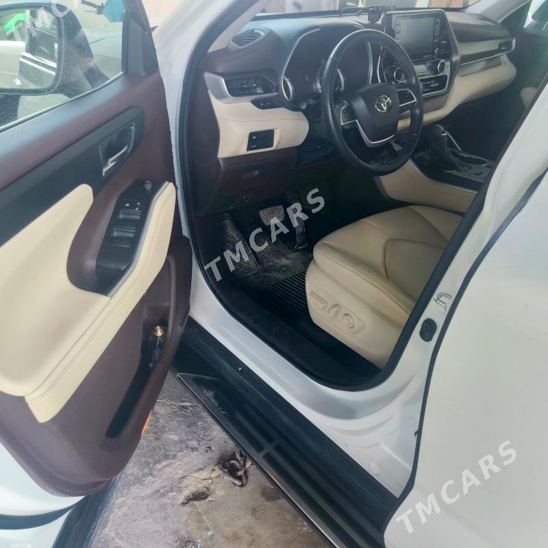 Toyota Highlander 2023 - 550 000 TMT - Aşgabat - img 5