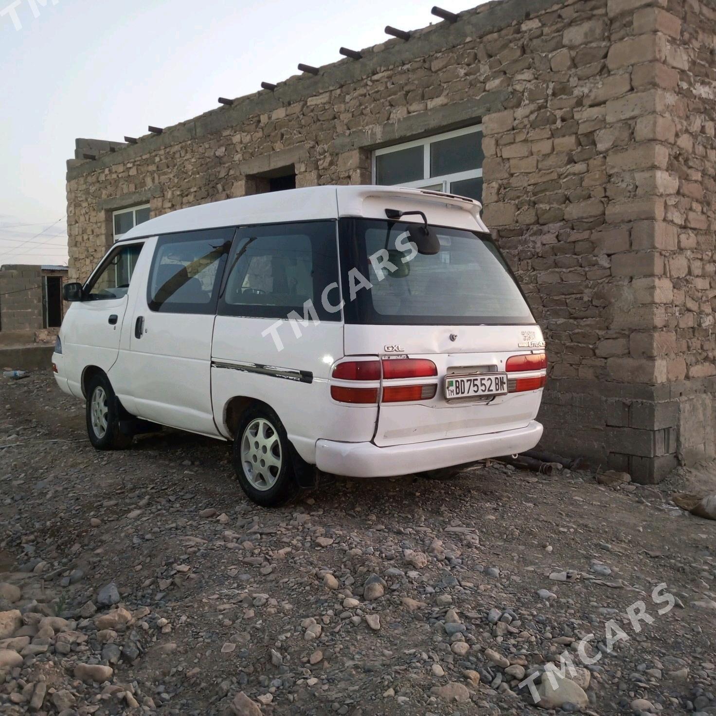Toyota Town Ace 1996 - 11 000 TMT - Гызыларбат - img 3