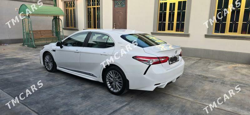 Toyota Camry 2018 - 280 000 TMT - Aşgabat - img 4