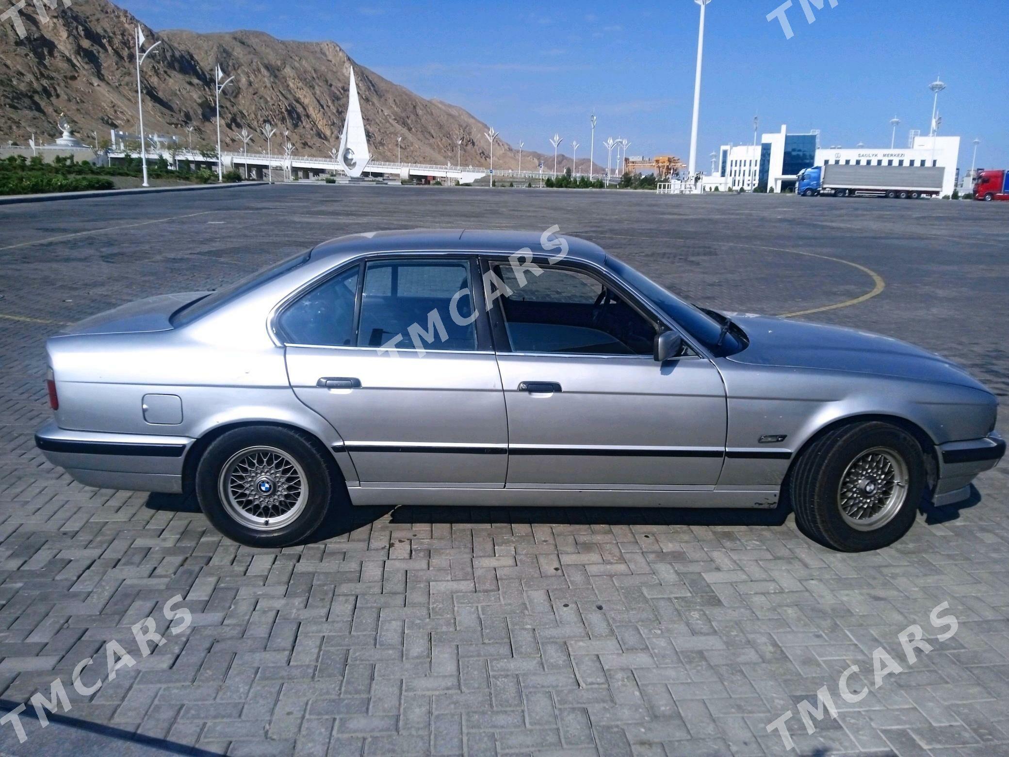 BMW E34 1992 - 52 000 TMT - Türkmenbaşy - img 4