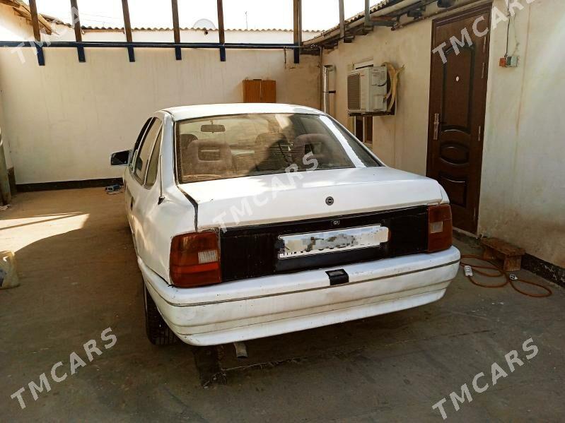 Opel Vectra 1993 - 17 000 TMT - Балканабат - img 2