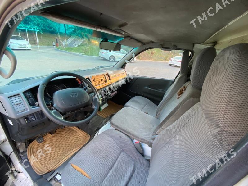 Toyota Hiace 2006 - 260 000 TMT - Sowetskiý köç. (Garaşsyzlyk şaýoly) - img 8