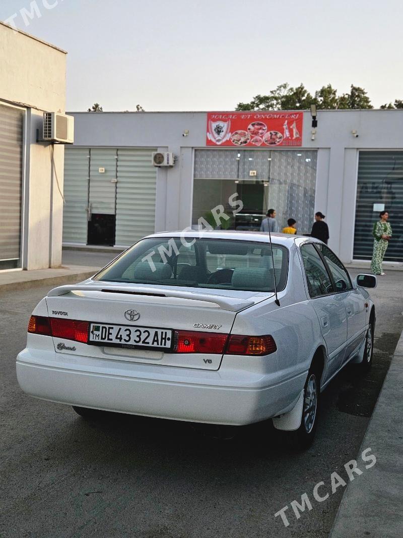 Toyota Camry 1997 - 120 000 TMT - Кака - img 5