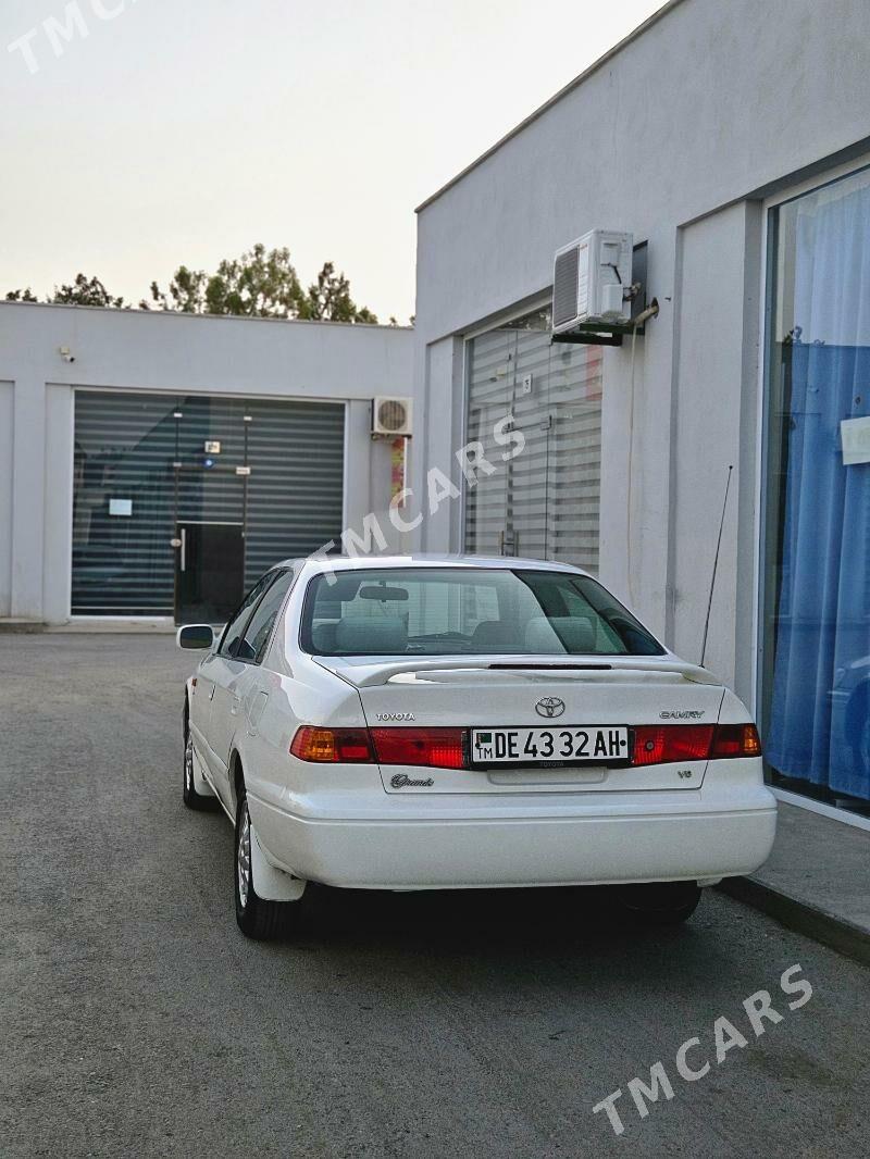 Toyota Camry 1997 - 120 000 TMT - Кака - img 3