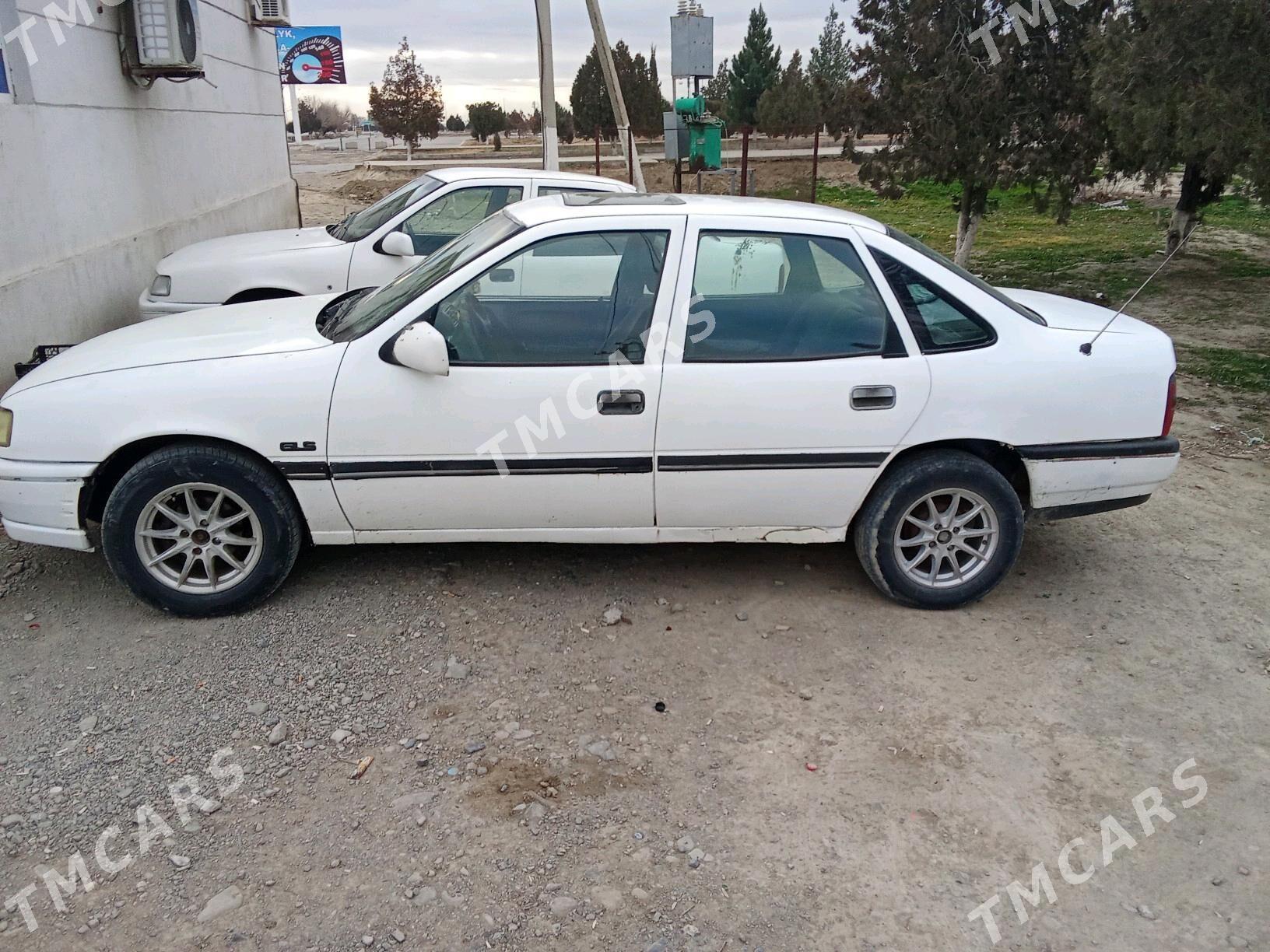 Opel Vectra 1990 - 22 000 TMT - Bäherden - img 6