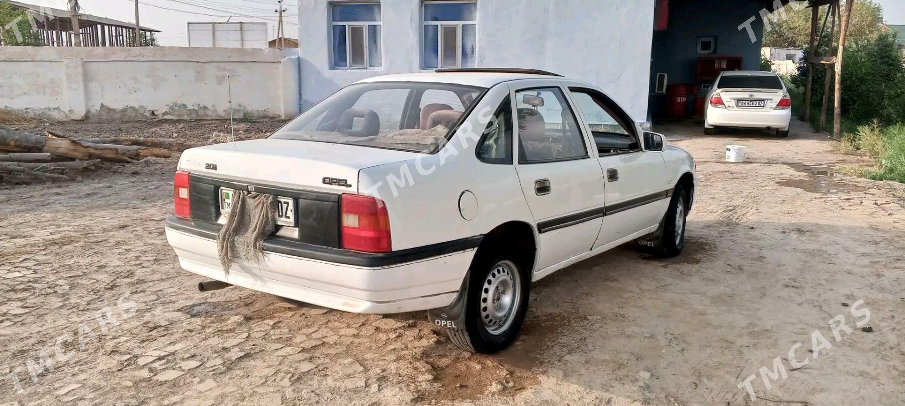 Opel Vectra 1989 - 28 000 TMT - Gurbansoltan Eje - img 3