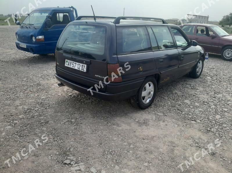 Opel Astra 1996 - 50 000 TMT - Губадаг - img 6