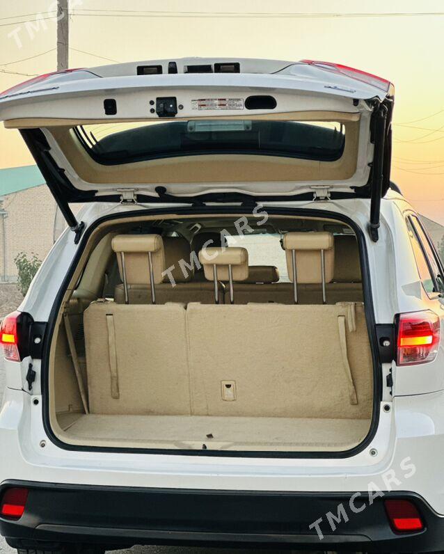 Toyota Highlander 2017 - 455 000 TMT - Туркменабат - img 3