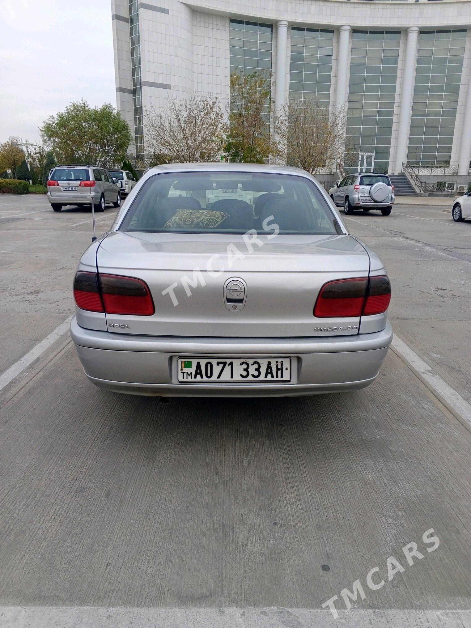 Opel Omega 1998 - 45 000 TMT - Kaka - img 1