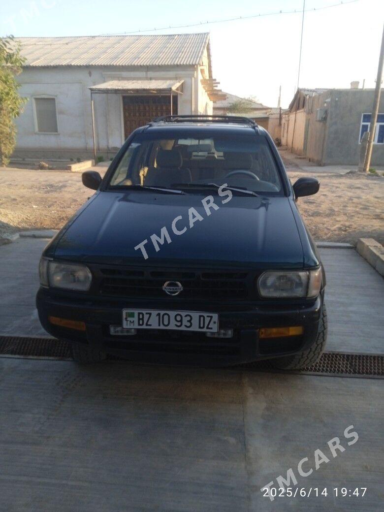 Nissan Pathfinder 1997 - 80 000 TMT - Гурбансолтан Едже - img 5