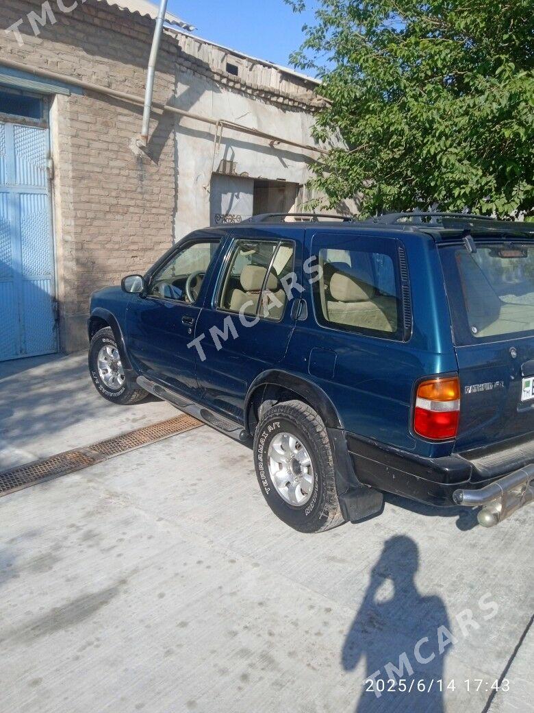 Nissan Pathfinder 1997 - 80 000 TMT - Гурбансолтан Едже - img 6