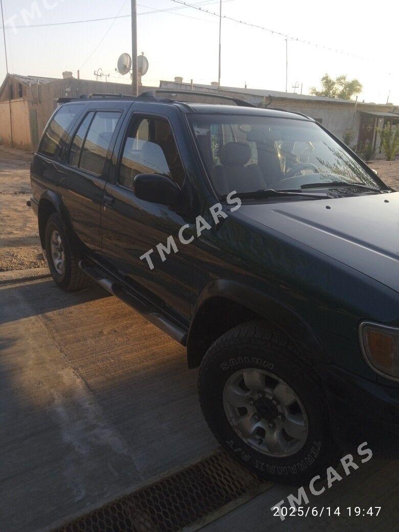 Nissan Pathfinder 1997 - 80 000 TMT - Гурбансолтан Едже - img 9