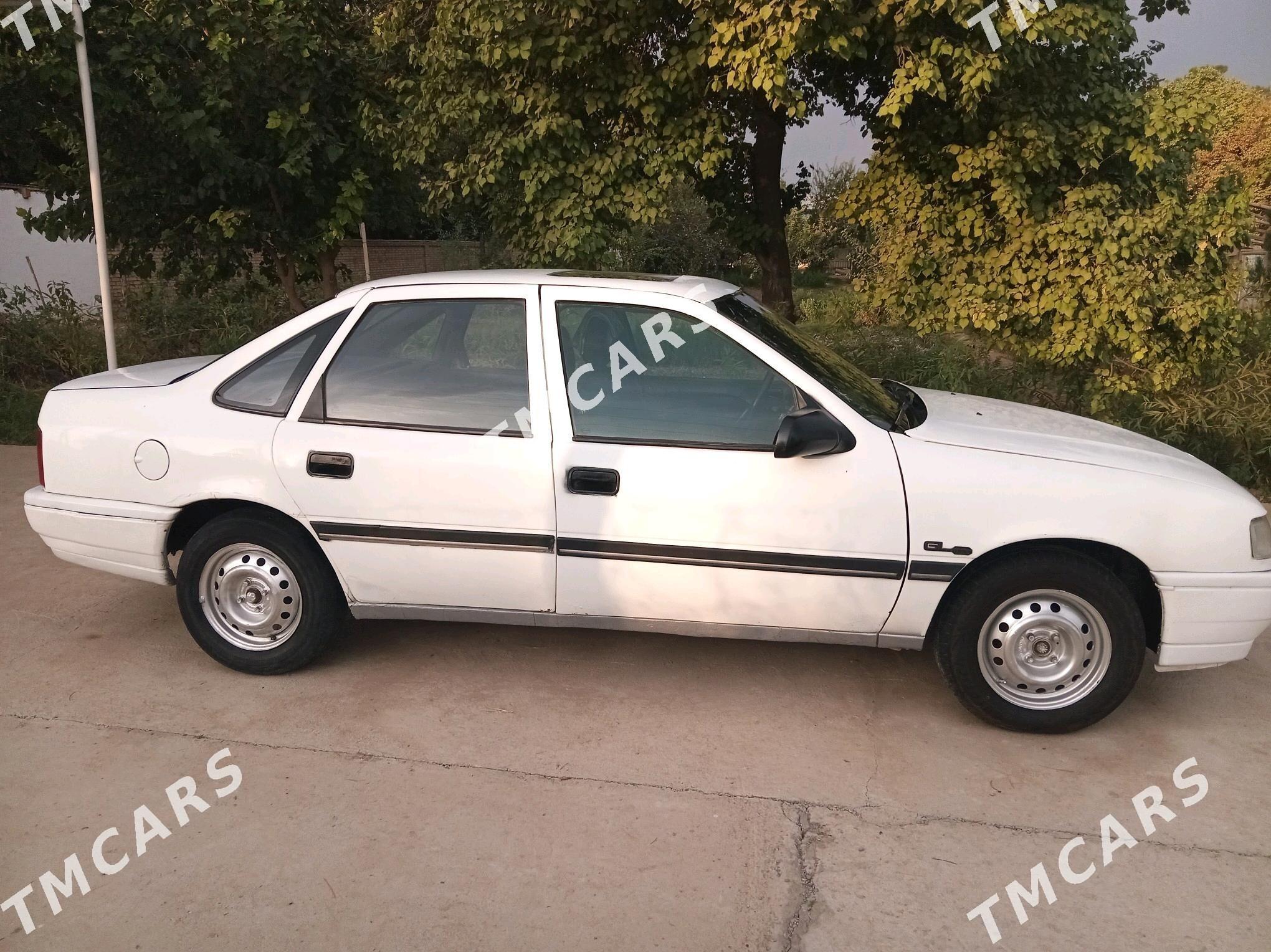 Opel Vectra 1992 - 30 000 TMT - Ёлётен - img 5