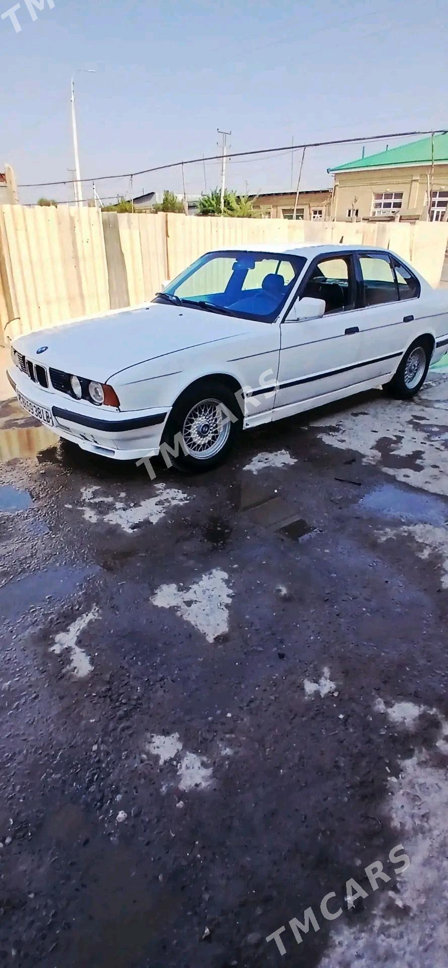 BMW 520 1992 - 25 000 TMT - Туркменабат - img 3