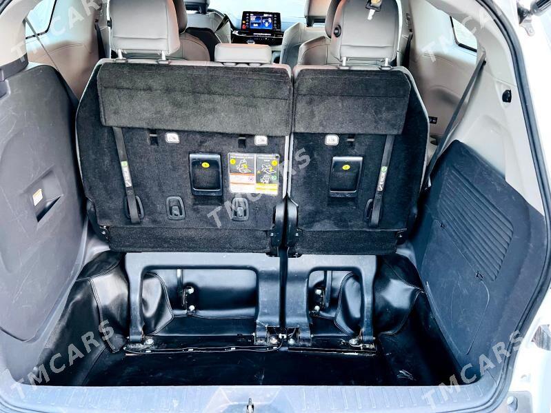 Toyota Sienna 2022 - 470 000 TMT - Туркменабат - img 5