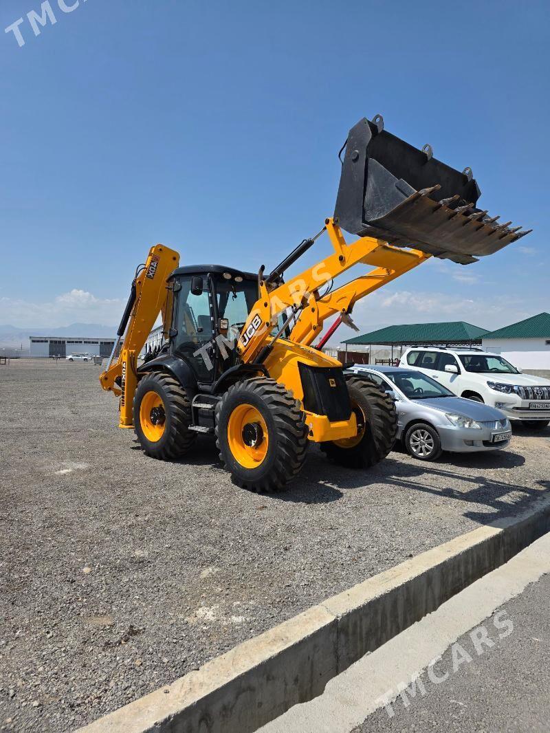 JCB 4CX ECO 2011 - 790 000 TMT - Aşgabat - img 2