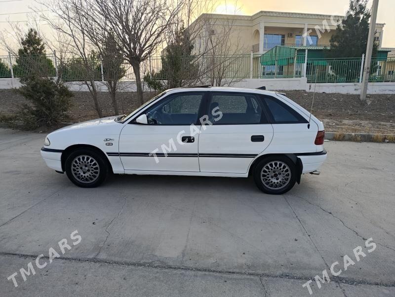 Opel Astra 1993 - 70 000 TMT - Гызыларбат - img 1