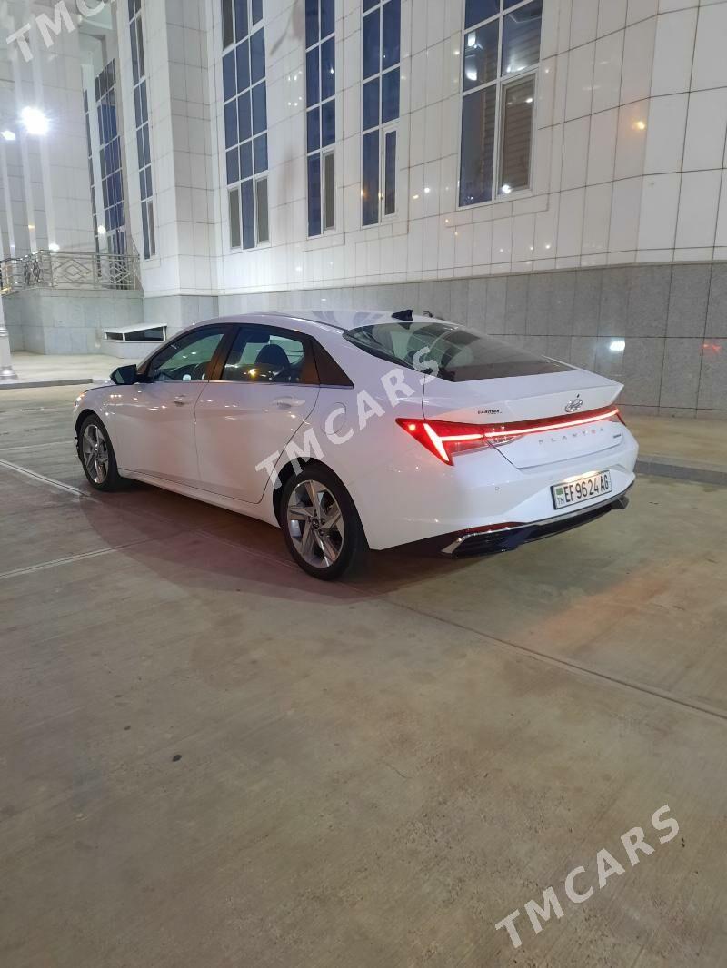 Hyundai Elantra 2022 - 325 000 TMT - Aşgabat - img 8