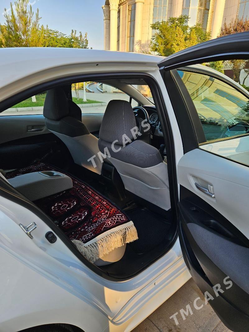 Toyota Corolla 2021 - 270 000 TMT - Türkmenabat - img 4
