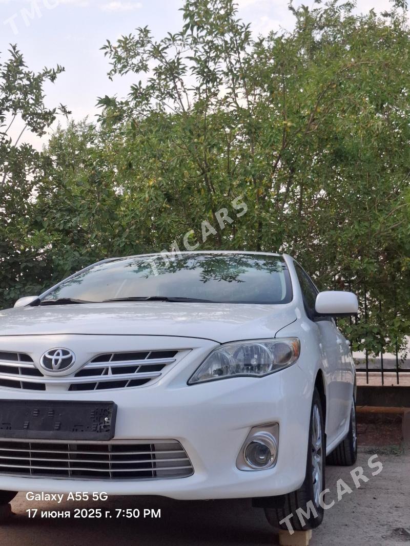 Toyota Corolla 2013 - 170 000 TMT - Дашогуз - img 3