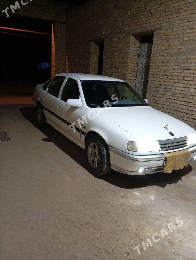 Opel Vectra 1990 - 30 000 TMT - Dänew - img 2