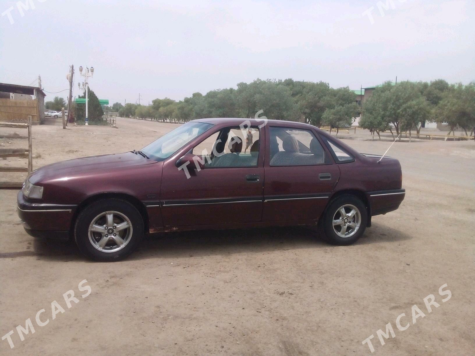 Opel Vectra 1990 - 27 000 TMT - Gubadag - img 2